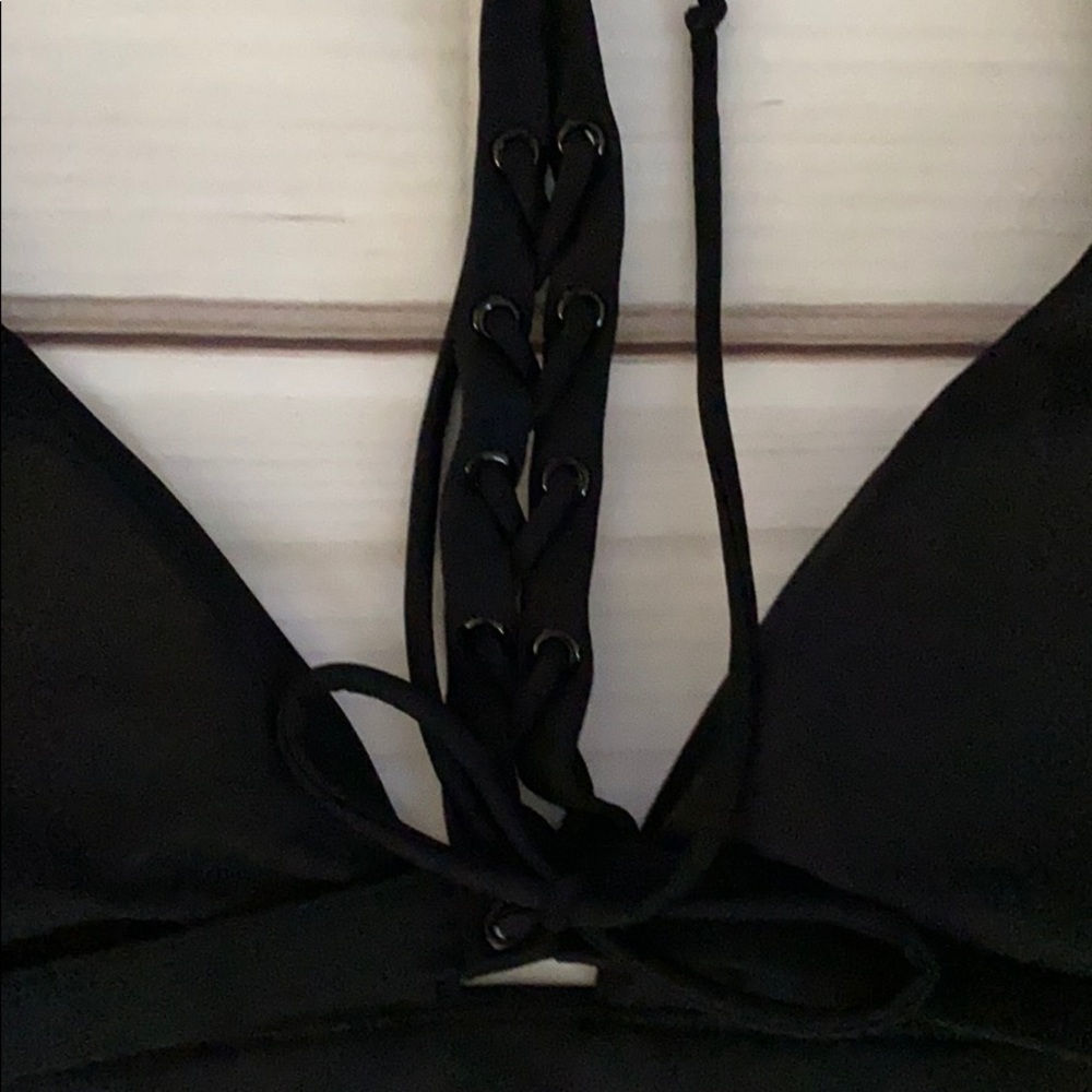 🖤La Hearts lace up back Bracelet - Picture 6 of 7